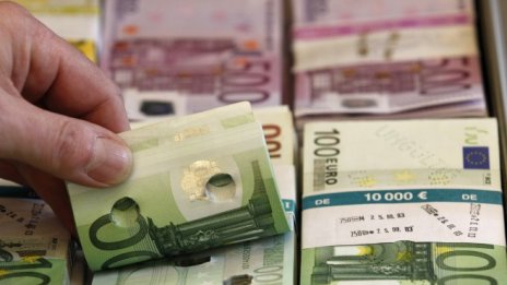 Експерт: Икономиката има нужда от финансиране и ръст на производствения капацитет