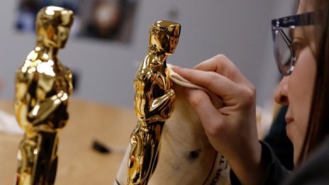 Три статуетки „Оскар“ ще бъдат предложени на търг