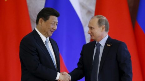 Визитата на Путин в Китай, или приятел в нужда се познава