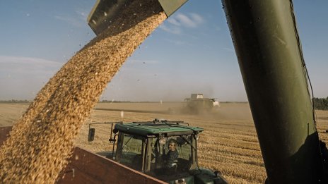 ЕС възстановява квотите за внос на земеделски стоки от Украйна