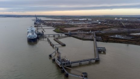 Русия има нужда от европейския кеш повече, отколкото Европа от нейния газ