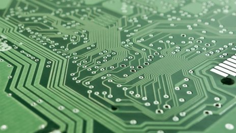 Саудитска Арабия влезе в битката на суперкомпютрите