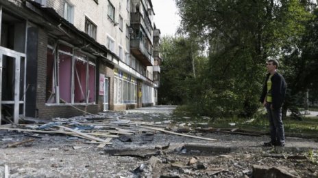 Вторият руски хуманитарен конвой отива в Донецк