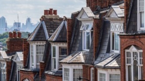 Цените на жилищата в Лондон за първи път преминаха прага от 500 хил. паунда