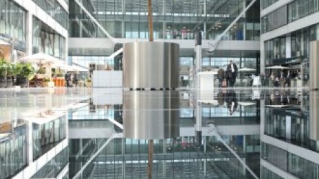 Загубата на голям наемател във Франкфурт показва рисковете за офис пазара в Европа