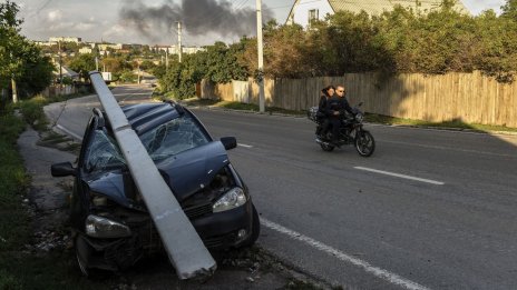 Украйна продължава с контраофанзивата си на североизток и юг