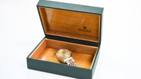 Инвестицията в луксозни употребявани часовници се оказва по-печеливша от S&P 500