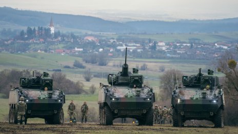 НАТО се връща към Студената война с първи големи планове за отбрана