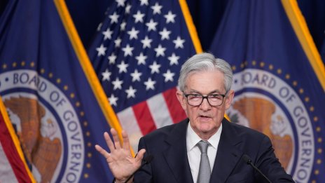 Пауъл: Фед ще затегне допълнително паричната политика при необходимост