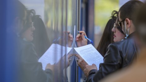 Данъчни запечатаха 8 заведения и магазини в софийския Студентски град&nbsp;