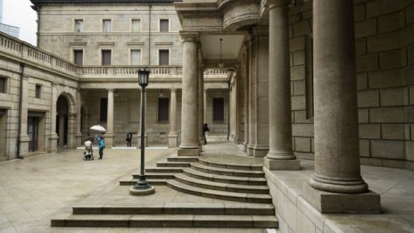 ЯЦБ: Поевтинялата йена може да навреди на фирмите, но е добра за икономиката