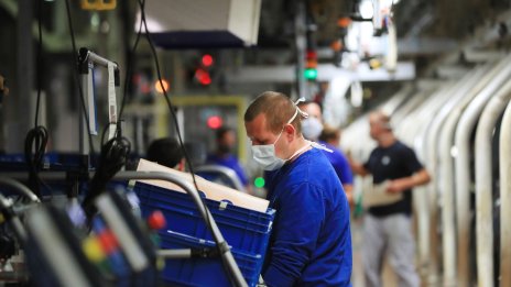 Германия разчиства трудния път пред установяването на чуждестранни таланти