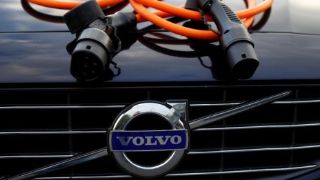Volvo проучва по-тясно сътрудничество с Geely в Китай