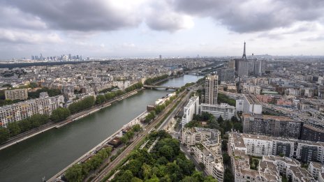 Повече зелени площи и социални жилища: Как ще се промени Париж до 2035 г.?