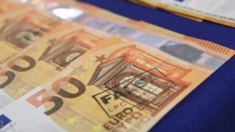 Минималната заплата в Люксембург - почти колкото седем в България