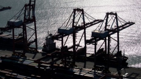 Търсенето на чипове подкрепи южнокорейския износ през юли