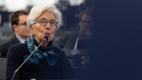 Защо ЕЦБ не трябва да намалява лихвата?