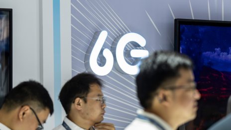 Битката за 6G започва: САЩ обединяват сили с 20 държави срещу Китай