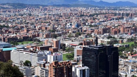 Десницата поведе на парламентарните избори в Колумбия