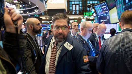 Опасенията около доходността по облигациите отново оцветяват в червено S&P 500*