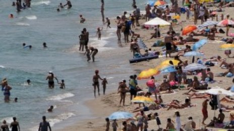 Половината от българите ще заделят средства за лятна ваканция