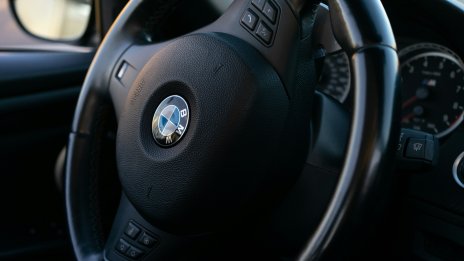 BMW планира да пусне първия си водороден автомобил на пазара през 2028 г.