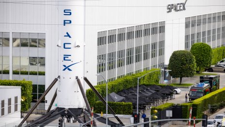 Търсенето при IPO-то на SpaceX е почти четири пъти по-голямо от предлагането