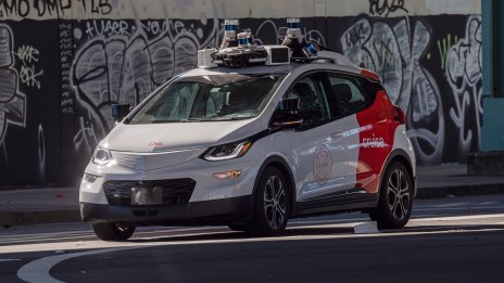 Cruise разширява своята услуга за роботаксита в Хюстън и Далас