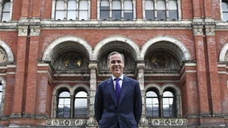 Bloomberg: Тереза Мей иска Марк Карни да остане начело на АЦБ