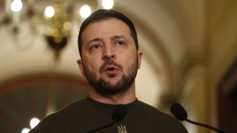 Как Володимир Зеленски се превърна от комик в герой от войната