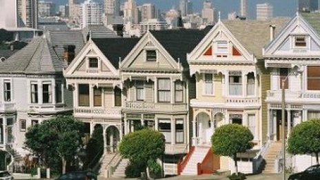 Проблемните жилища в САЩ са се продавали с 27% отстъпка през тримесечието