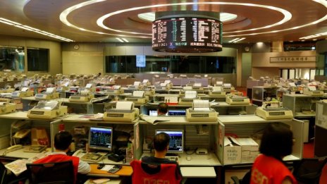 Азиатските акции остават близо до 7-месечно дъно