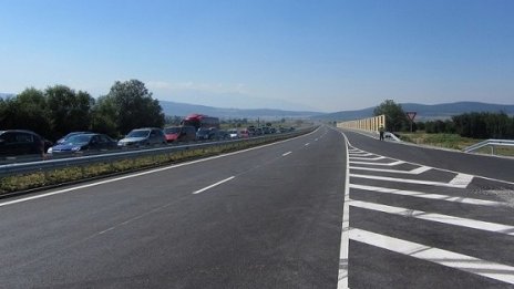 Кабинетът ще осигури 741 млн. лв. за магистрала „Струма“