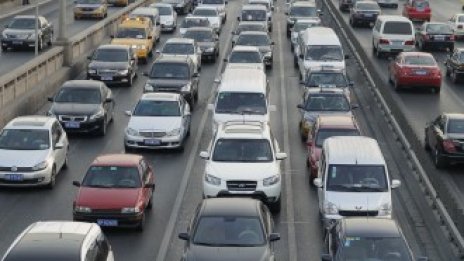 Ръстът в продажбите на коли в Китай се забави през май