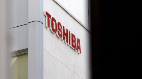 Toshiba ще продаде част от бизнеса си с чипове?