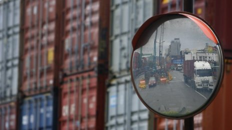 Началото на годината донесе близо 9% ръст на износа и 21% скок на вноса