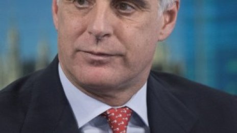 UniCredit съкращава още 3000 работни места в търсене на по-голям растеж