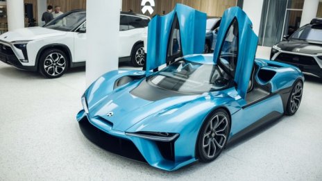 Китайската Nio избра директно листване на борсата в Хонконг