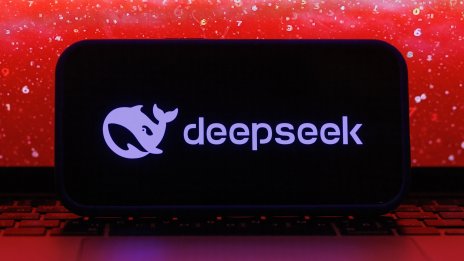 Италиански регулатор блокира AI приложението на DeepSeek