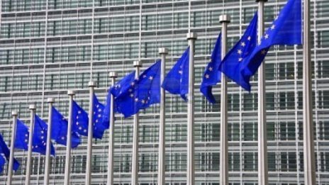 ЕС ще изгуби 6,8 млрд. евро за година, ако ЕК върне визите за САЩ
