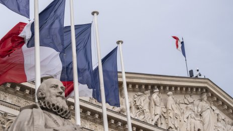 Френската левица предлага Люси Касте за премиерския пост