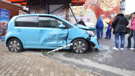 Spark сигнализира за вандалска кампания срещу свои автомобили в София