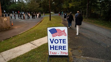 Тръмп печели 15 щата, а Харис - 7 и Вашингтон*