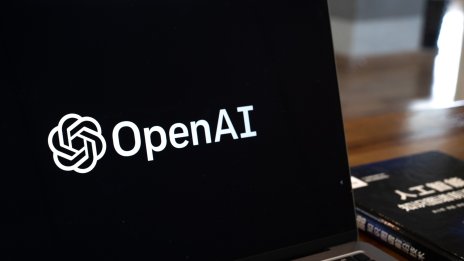 OpenAI временно спря ChatGPT заради грешка