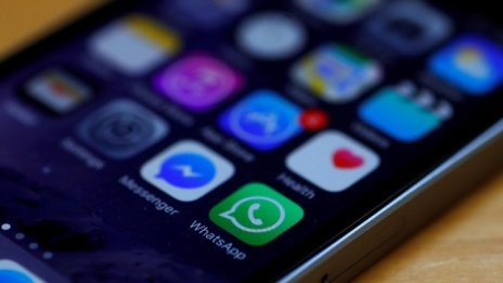 Facebook разширява услугите на Messenger