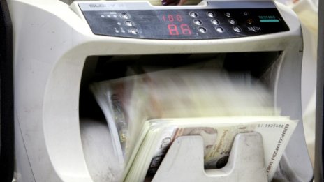 Политическото безвремие не бива да води до влошаване на фискалната дисциплина