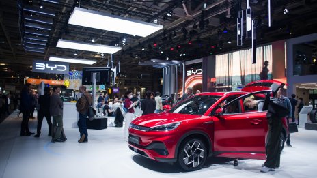 BYD се прицелва в Tesla след една година на безпрецедентен растеж