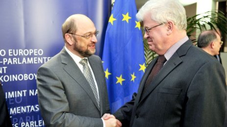 Русия прекратява официалните визити на евродепутати