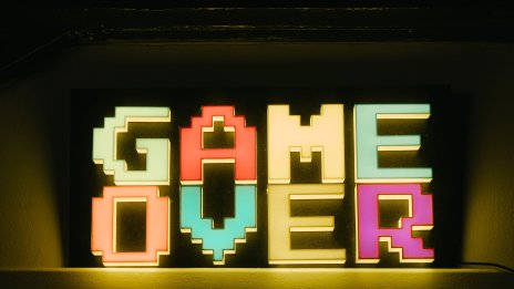 Китай отново затяга хватката си около гейминг индустрията