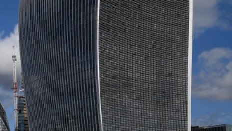 Пазарът на офис площи в Европа е привлякъл рекордни инвестиции през 2017 г.